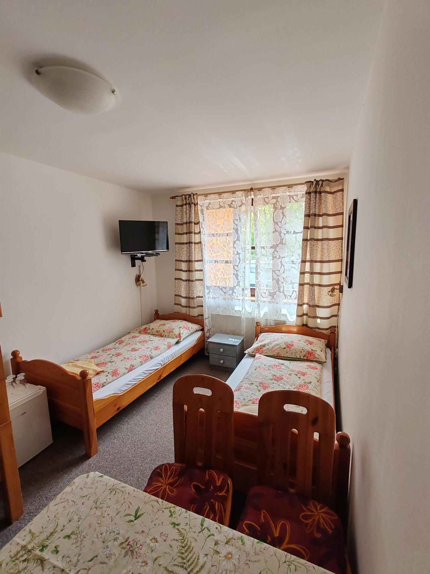 Pension Trojska Прага Экстерьер фото